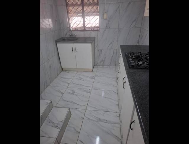 2 BEDROOM PROPERTY TO RENT IN BONELA